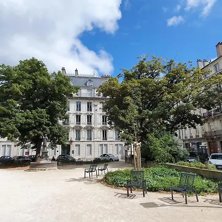Le Saint Cosy Apartment Besançon